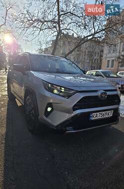 Внедорожник / Кроссовер Toyota RAV4 2023 в Одессе
