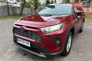 Внедорожник / Кроссовер Toyota RAV4 2020 в Одессе