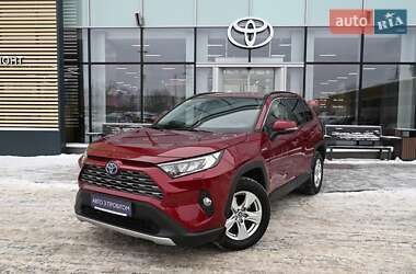 Позашляховик / Кросовер Toyota RAV4 2020 в Києві