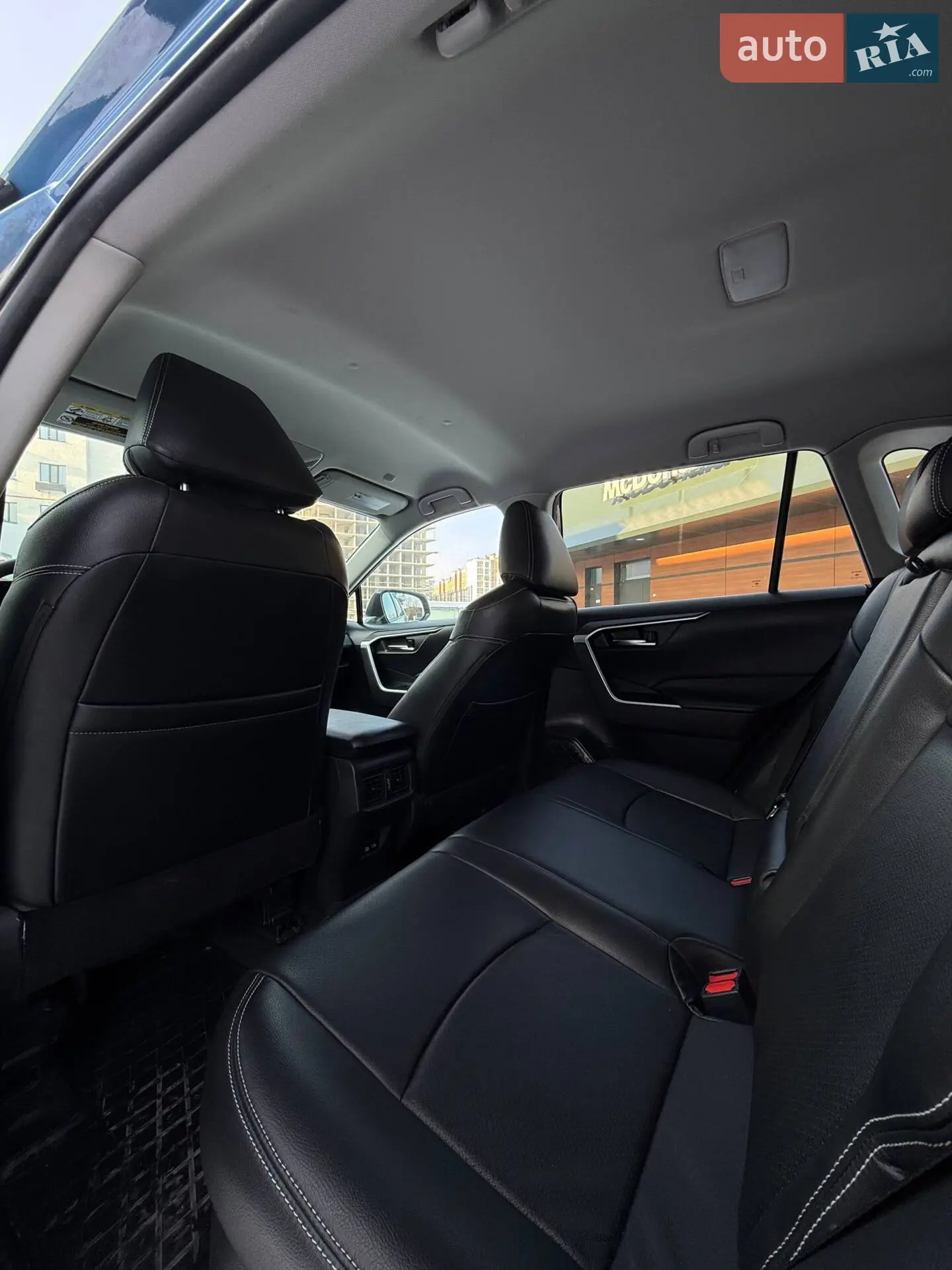 2023 Toyota RAV 4 - мініатюра 9