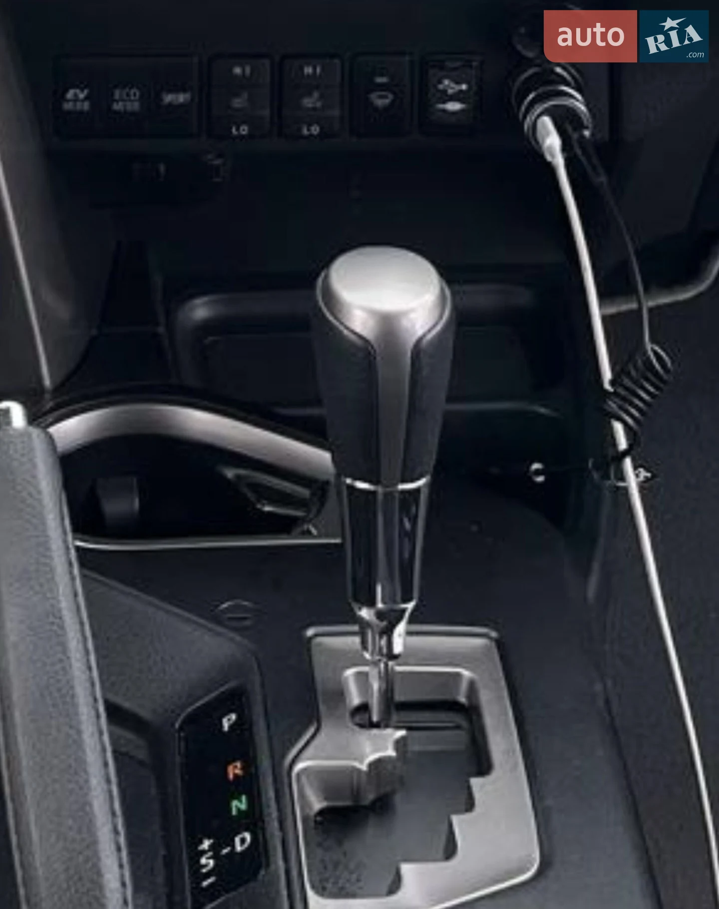 2018 Toyota RAV 4 - мініатюра 10
