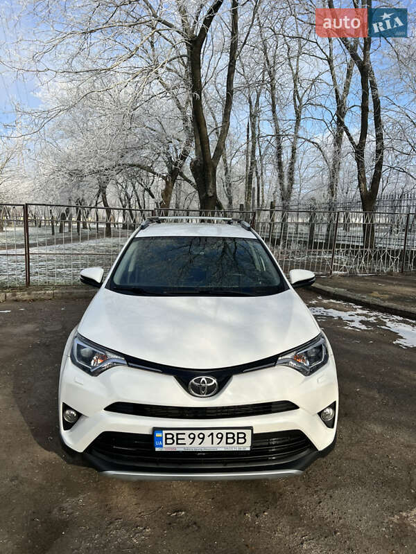 Внедорожник / Кроссовер Toyota RAV4 2017 в Николаеве фото 4 Внедорожник / Кроссовер Toyota RAV4 2017 в Николаеве