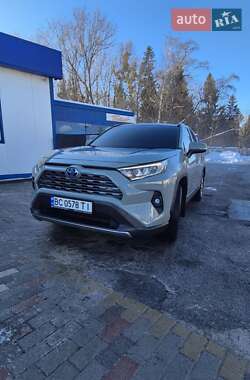 Внедорожник / Кроссовер Toyota RAV4 2023 в Львове