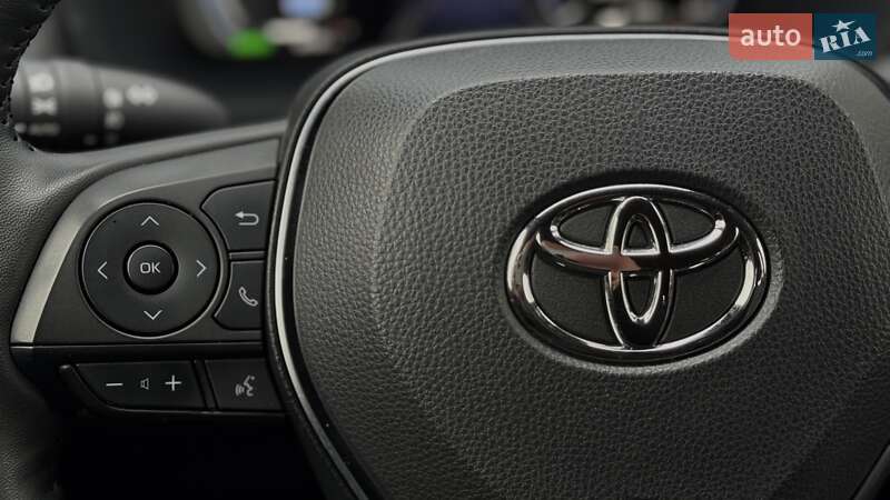 Внедорожник / Кроссовер Toyota RAV4 2024 в Чернигове