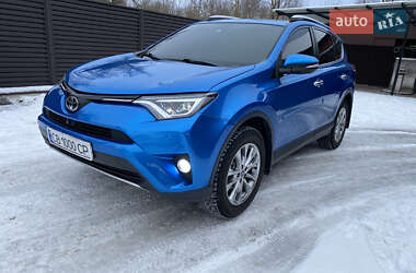 Внедорожник / Кроссовер Toyota RAV4 2016 в Киеве