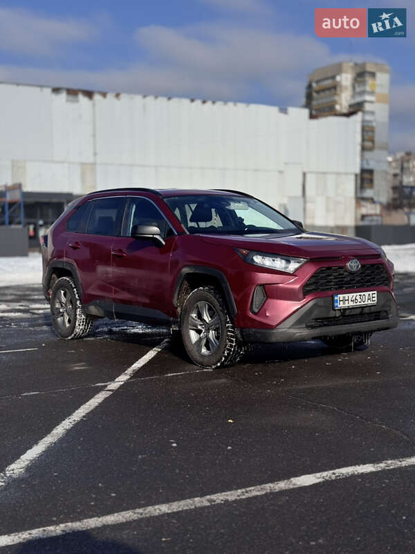 Внедорожник / Кроссовер Toyota RAV4 2022 в Одессе