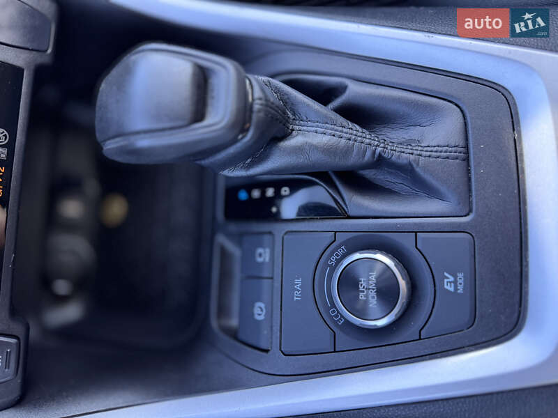 Внедорожник / Кроссовер Toyota RAV4 2022 в Одессе