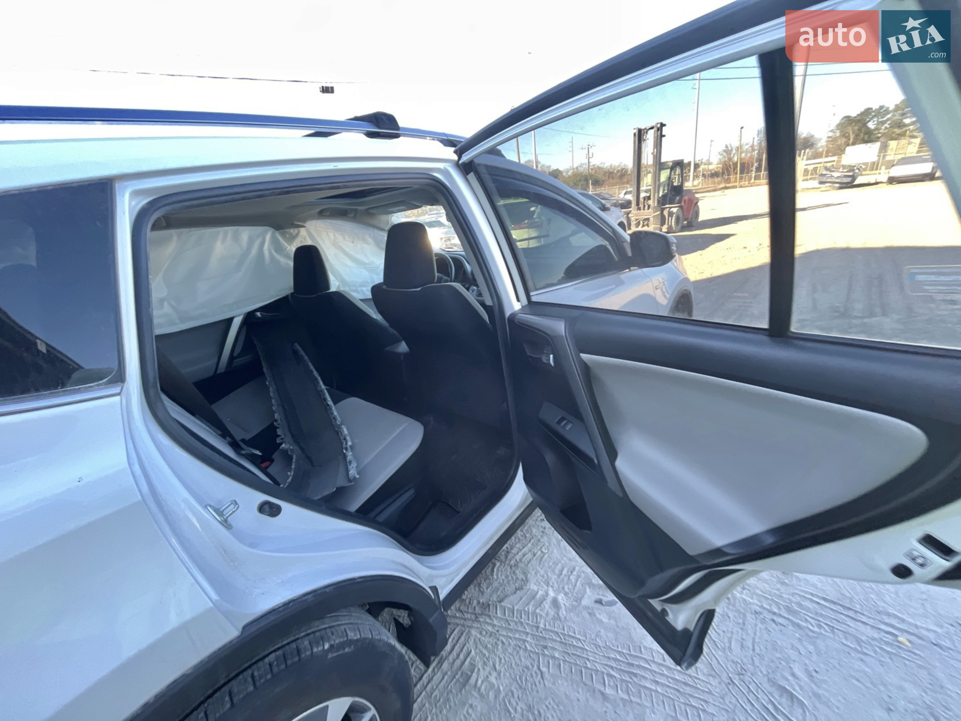 2017 Toyota RAV 4 - мініатюра 21