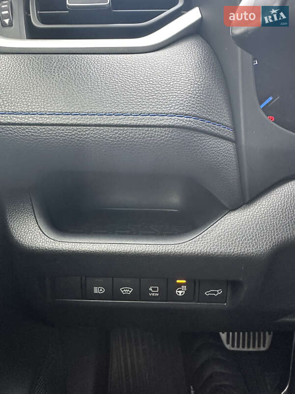 Внедорожник / Кроссовер Toyota RAV4 2020 в Белой Церкви