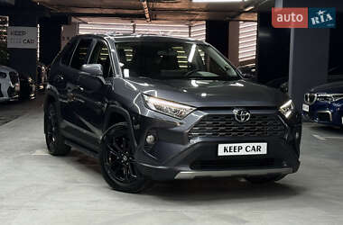 Внедорожник / Кроссовер Toyota RAV4 2019 в Одессе