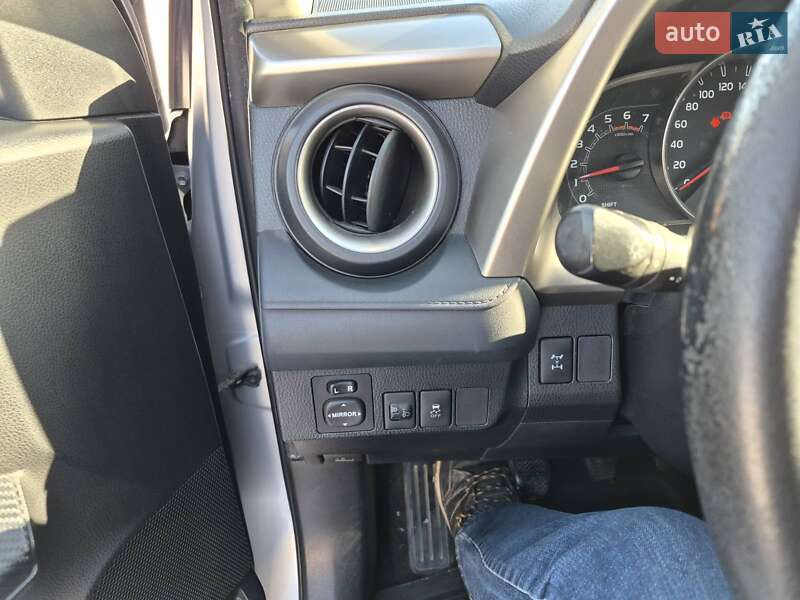 Внедорожник / Кроссовер Toyota RAV4 2013 в Ивано-Франковске