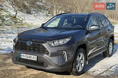 Внедорожник / Кроссовер Toyota RAV4 2019 в Одессе