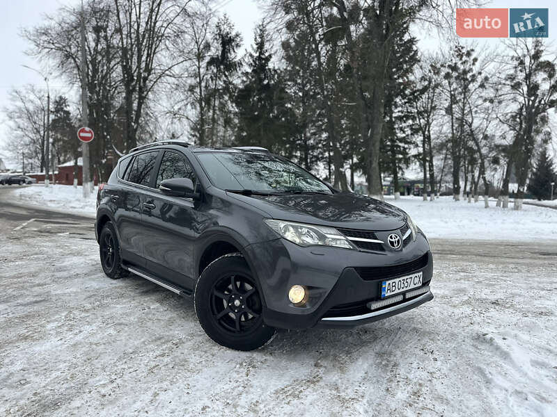 Внедорожник / Кроссовер Toyota RAV4 2014 в Виннице