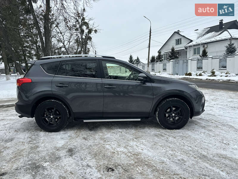 Внедорожник / Кроссовер Toyota RAV4 2014 в Виннице