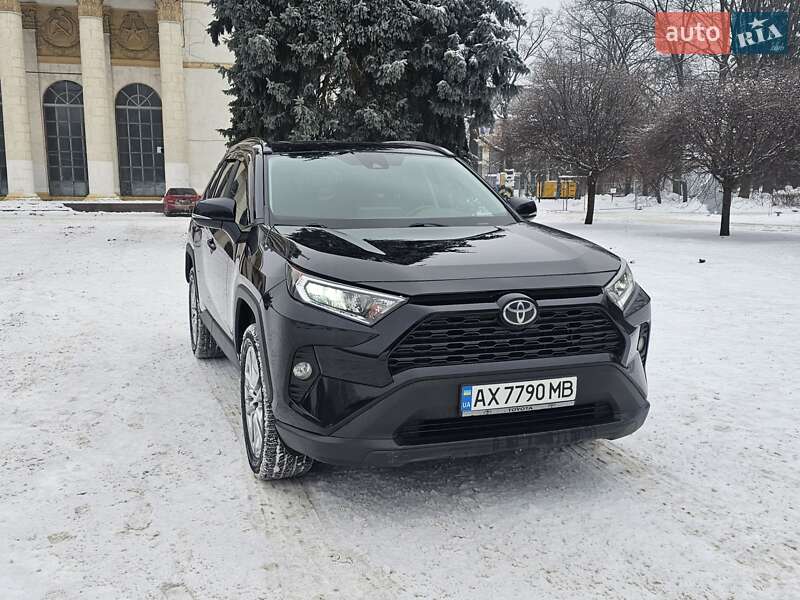 Toyota RAV4 2019