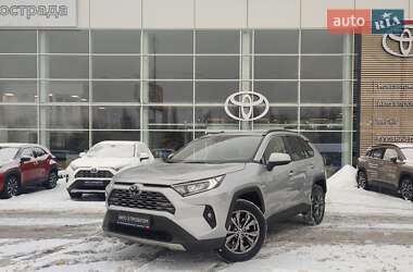 Внедорожник / Кроссовер Toyota RAV4 2023 в Киеве
