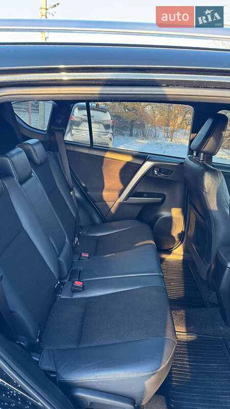 Внедорожник / Кроссовер Toyota RAV4 2017 в Новой Водолаге фото 17 Внедорожник / Кроссовер Toyota RAV4 2017 в Новой Водолаге