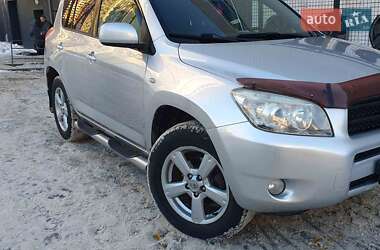 Внедорожник / Кроссовер Toyota RAV4 2007 в Киеве