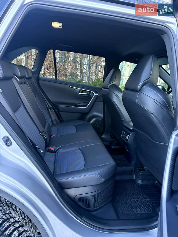 Внедорожник / Кроссовер Toyota RAV4 2023 в Одессе фото 42 Внедорожник / Кроссовер Toyota RAV4 2023 в Одессе