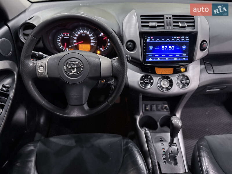 Внедорожник / Кроссовер Toyota RAV4 2006 в Одессе фото 28 Внедорожник / Кроссовер Toyota RAV4 2006 в Одессе