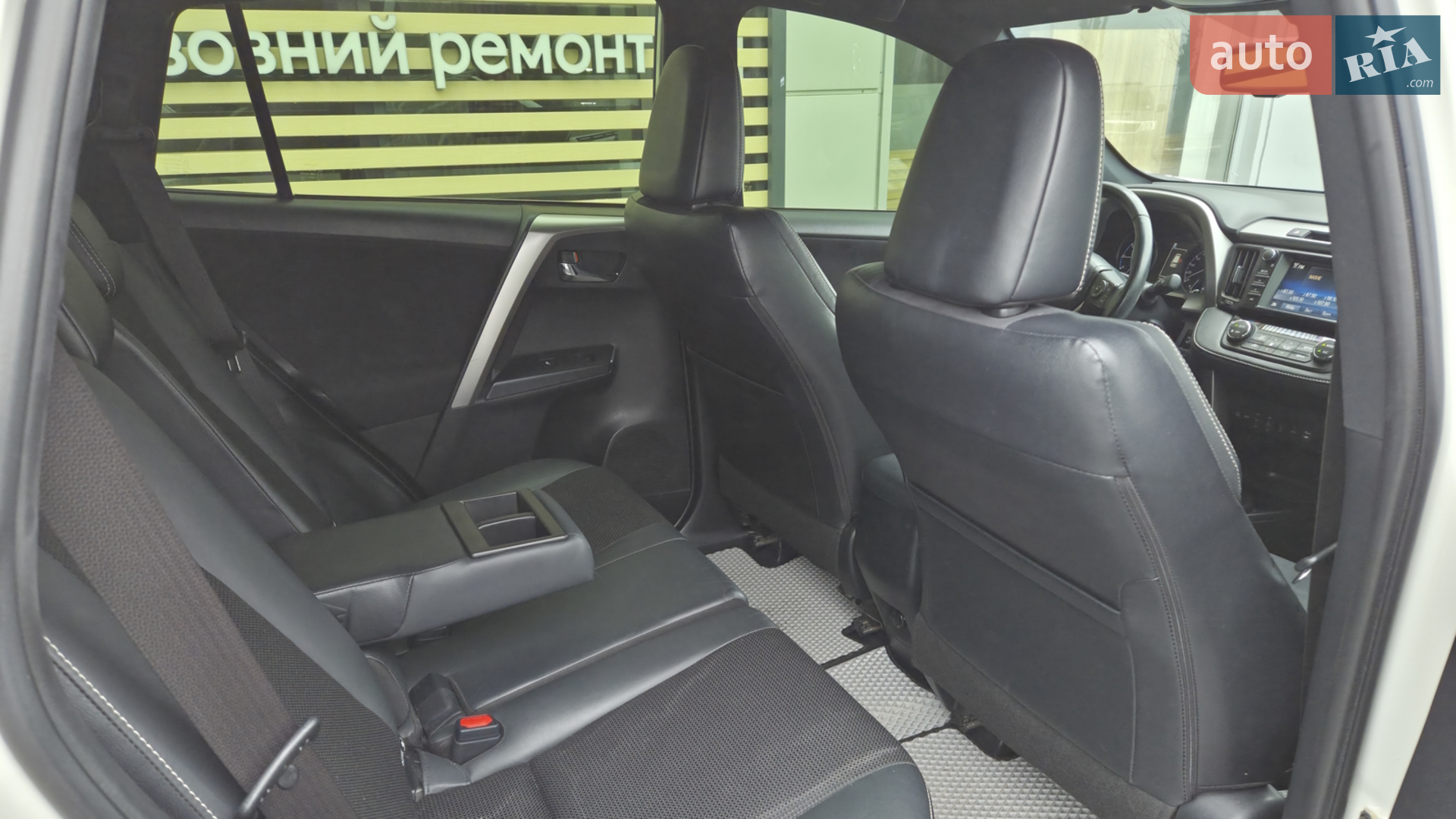 2017 Toyota RAV 4 - мініатюра 7