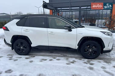 Внедорожник / Кроссовер Toyota RAV4 2020 в Виннице