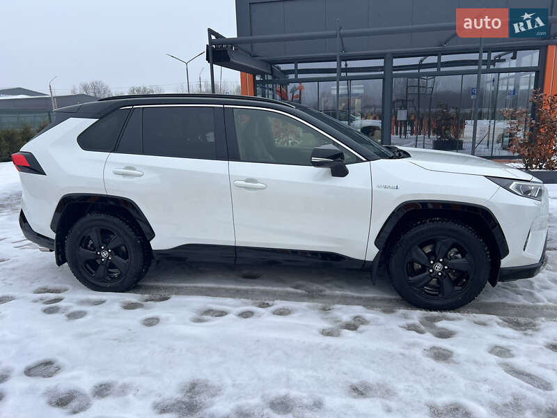 Внедорожник / Кроссовер Toyota RAV4 2020 в Киеве фото 9 Внедорожник / Кроссовер Toyota RAV4 2020 в Киеве