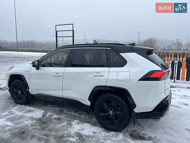 Внедорожник / Кроссовер Toyota RAV4 2020 в Киеве фото 18 Внедорожник / Кроссовер Toyota RAV4 2020 в Киеве