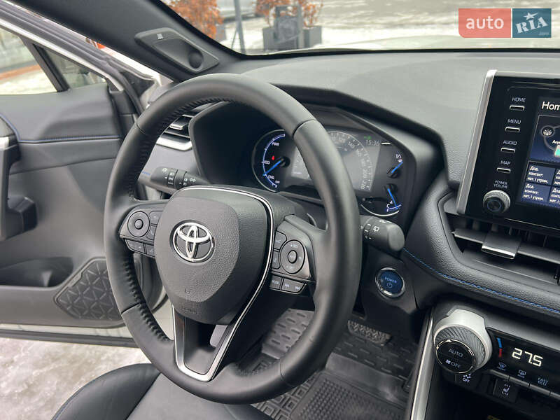 Внедорожник / Кроссовер Toyota RAV4 2020 в Киеве фото 24 Внедорожник / Кроссовер Toyota RAV4 2020 в Киеве