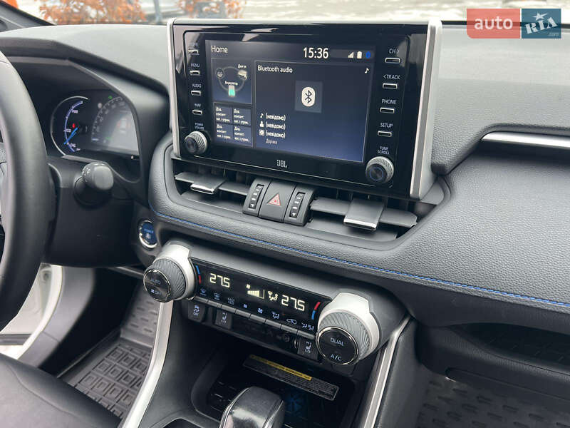 Внедорожник / Кроссовер Toyota RAV4 2020 в Киеве фото 35 Внедорожник / Кроссовер Toyota RAV4 2020 в Киеве