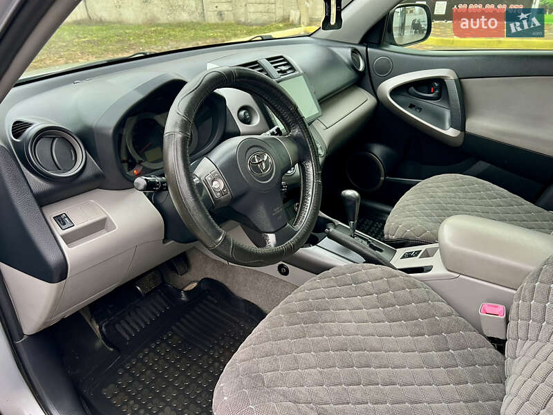 Позашляховик / Кросовер Toyota RAV4 2006 в Білгороді-Дністровському фото 20 Позашляховик / Кросовер Toyota RAV4 2006 в Білгороді-Дністровському