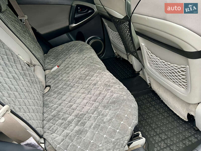 Позашляховик / Кросовер Toyota RAV4 2006 в Білгороді-Дністровському фото 34 Позашляховик / Кросовер Toyota RAV4 2006 в Білгороді-Дністровському