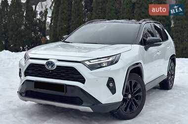 Внедорожник / Кроссовер Toyota RAV4 2023 в Киеве