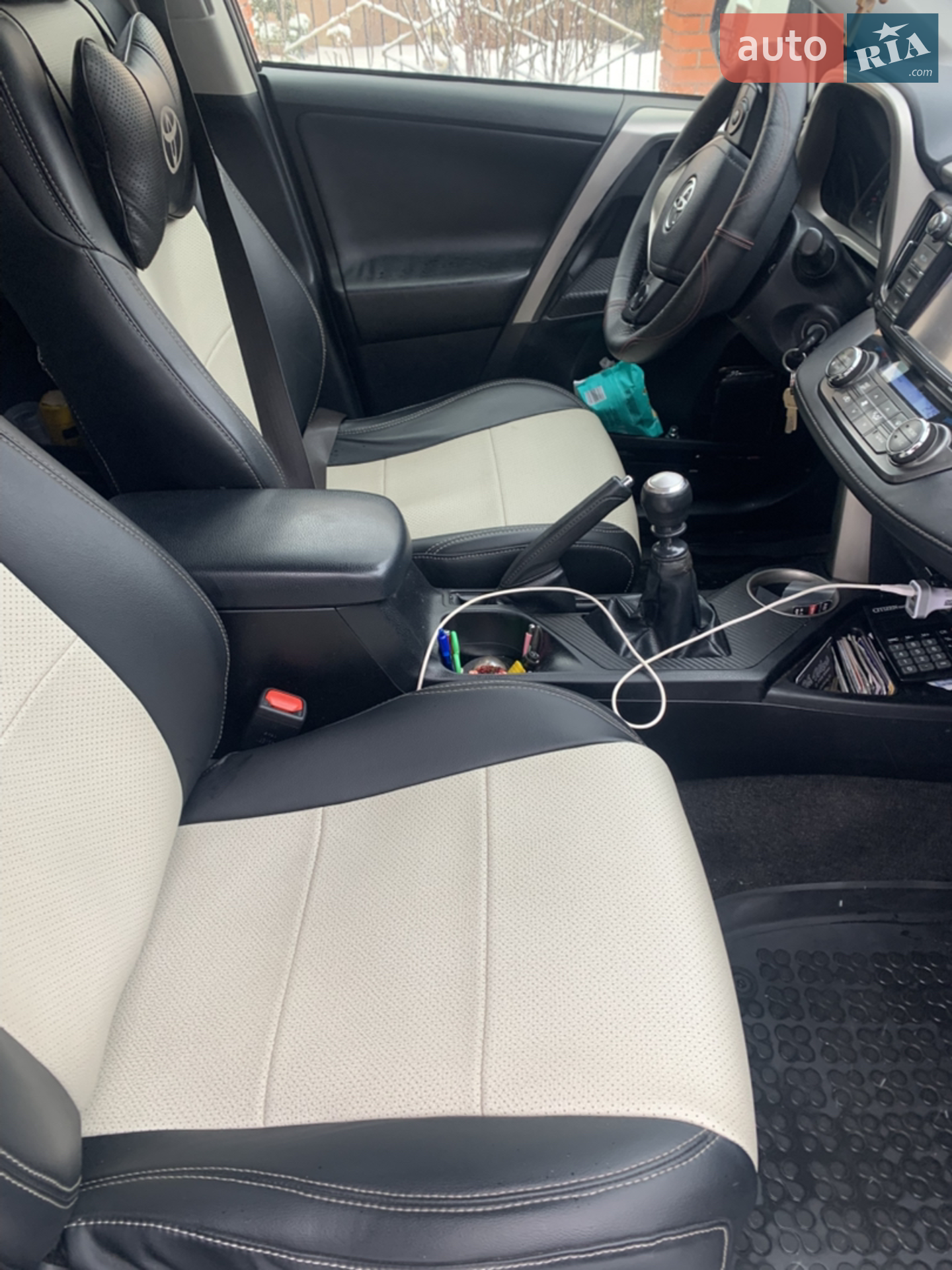 2013 Toyota RAV 4 - мініатюра 4