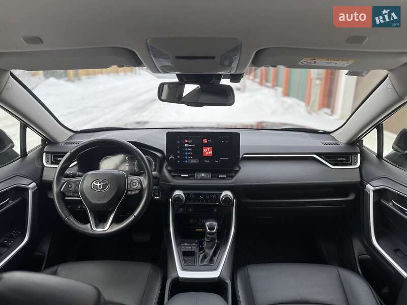 Внедорожник / Кроссовер Toyota RAV4 2023 в Киеве фото 17 Внедорожник / Кроссовер Toyota RAV4 2023 в Киеве