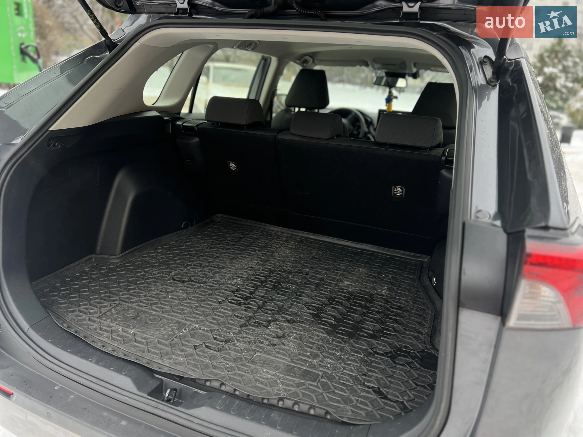 2021 Toyota RAV 4 - мініатюра 10