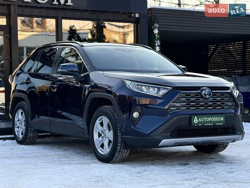 Внедорожник / Кроссовер Toyota RAV4 2019 в Киеве фото 4 Внедорожник / Кроссовер Toyota RAV4 2019 в Киеве
