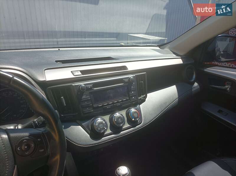 Внедорожник / Кроссовер Toyota RAV4 2018 в Киеве фото 14 Внедорожник / Кроссовер Toyota RAV4 2018 в Киеве