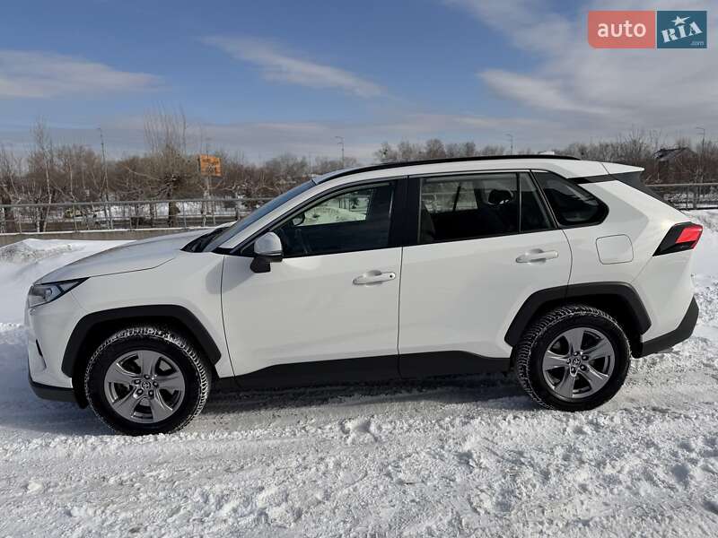 Внедорожник / Кроссовер Toyota RAV4 2022 в Киеве фото 2 Внедорожник / Кроссовер Toyota RAV4 2022 в Киеве