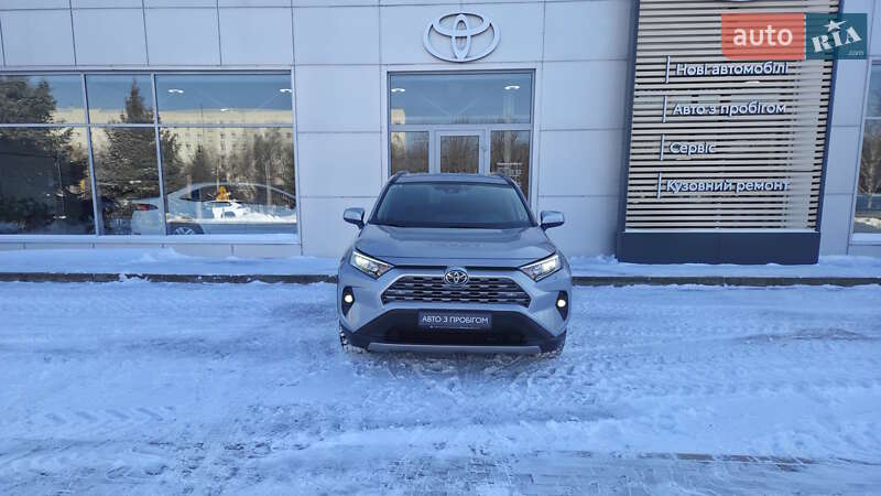 Внедорожник / Кроссовер Toyota RAV4 2022 в Кропивницком
