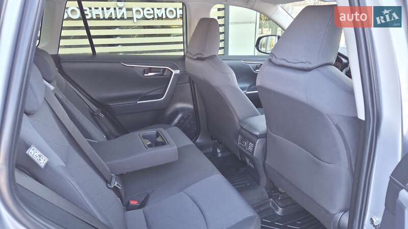 Внедорожник / Кроссовер Toyota RAV4 2022 в Кропивницком
