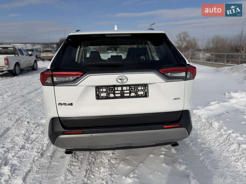 Внедорожник / Кроссовер Toyota RAV4 2022 в Киеве фото 4 Внедорожник / Кроссовер Toyota RAV4 2022 в Киеве