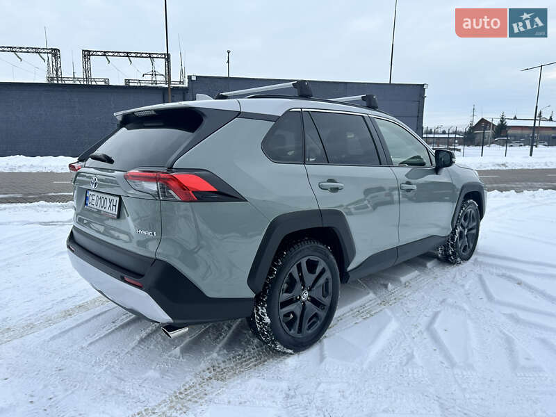 Позашляховик / Кросовер Toyota RAV4 2022 в Івано-Франківську
