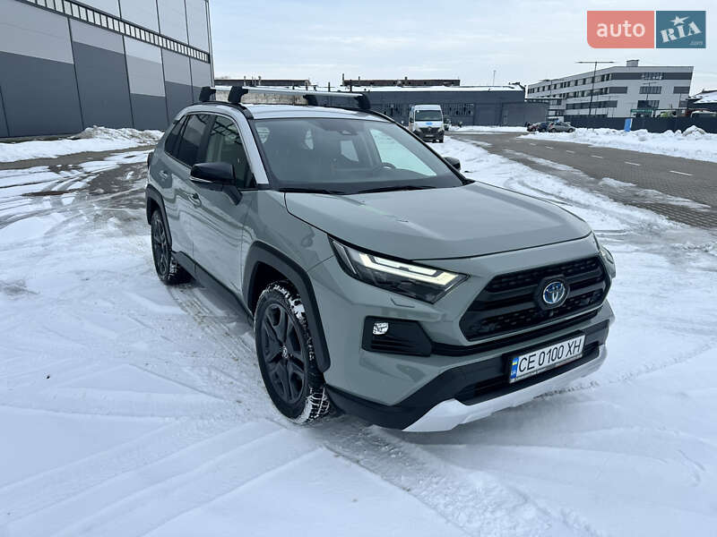 Позашляховик / Кросовер Toyota RAV4 2022 в Івано-Франківську