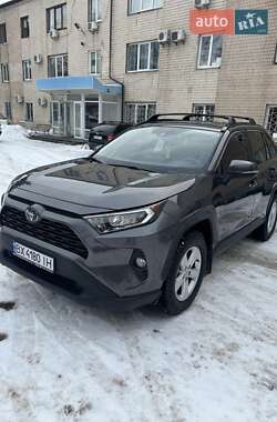 Позашляховик / Кросовер Toyota RAV4 2021 в Хмельницькому
