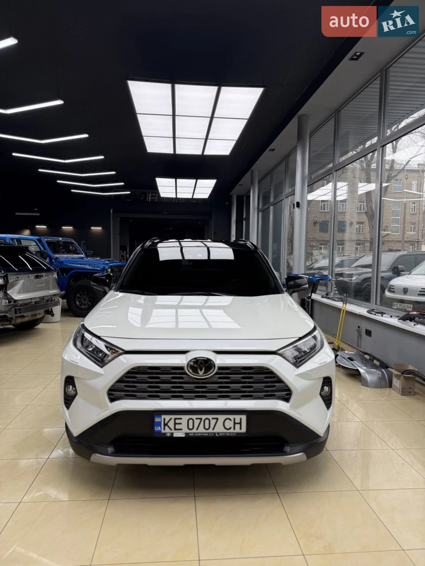 2020 Toyota RAV 4 - мініатюра 9