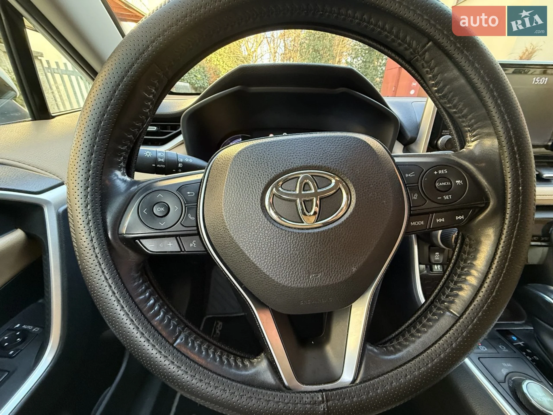 2019 Toyota RAV 4 - мініатюра 9