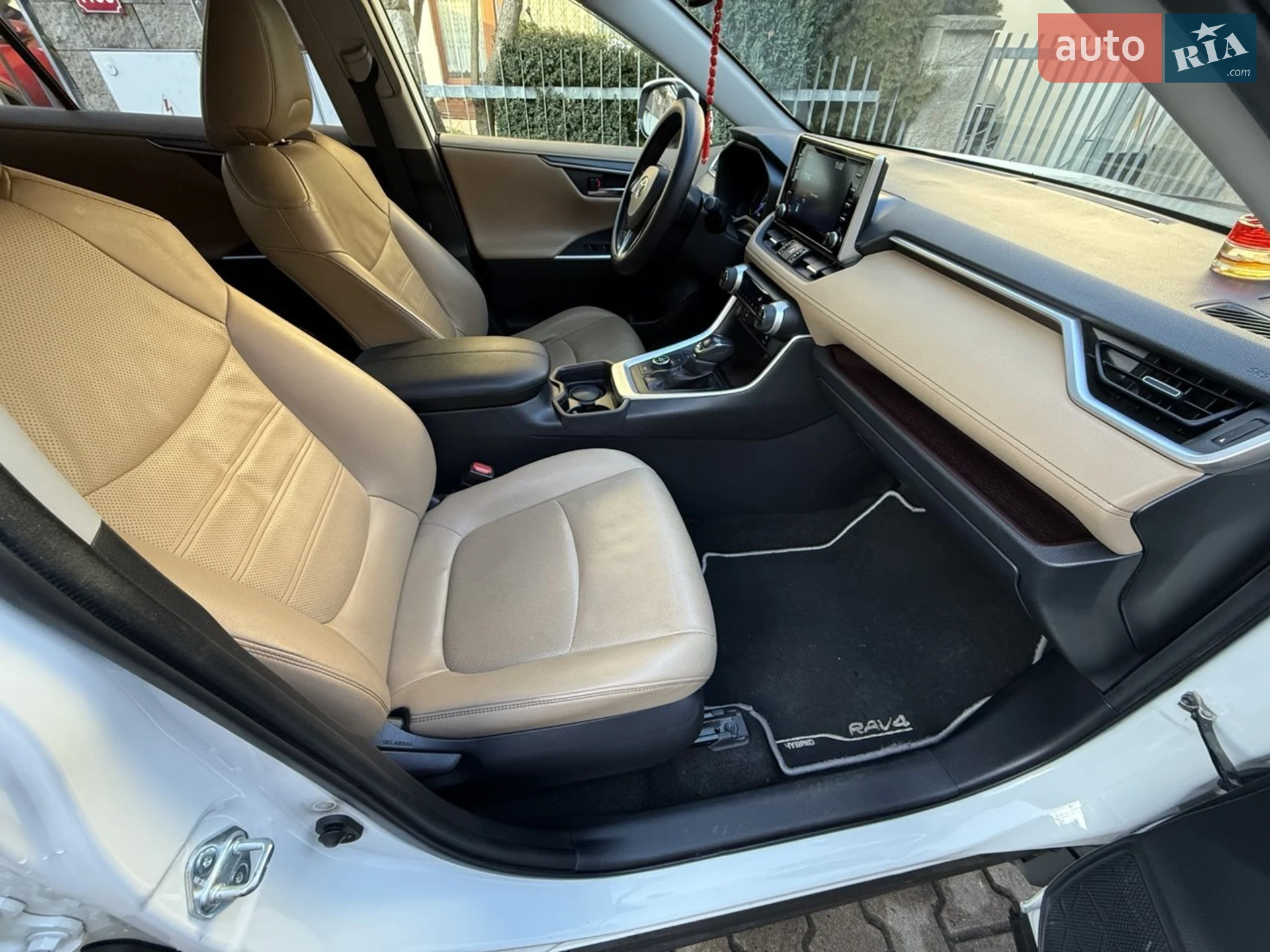 2019 Toyota RAV 4 - мініатюра 11