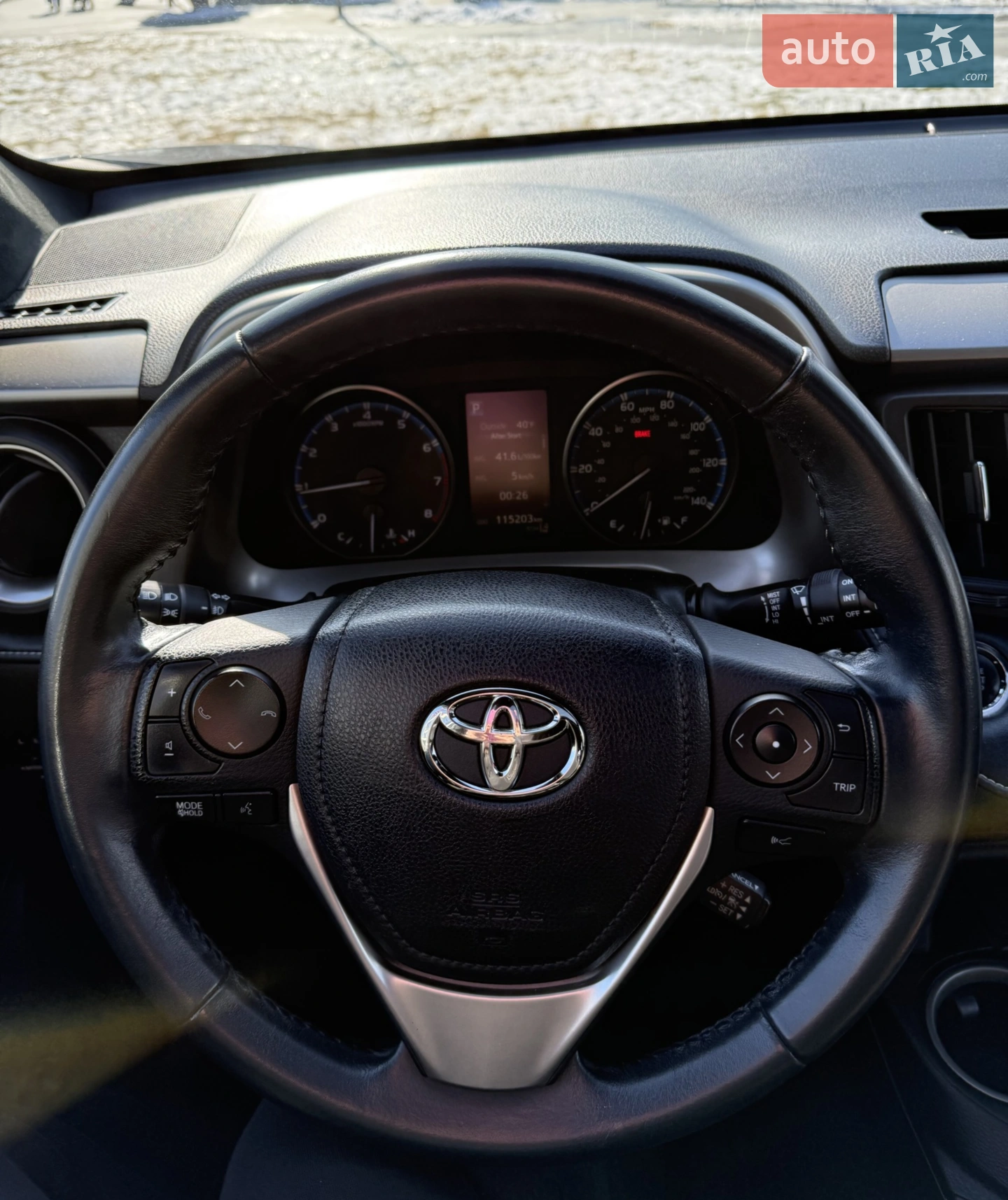 2018 Toyota RAV 4 - мініатюра 9
