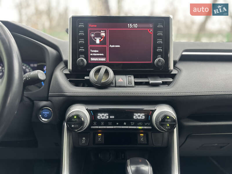 Внедорожник / Кроссовер Toyota RAV4 2020 в Харькове